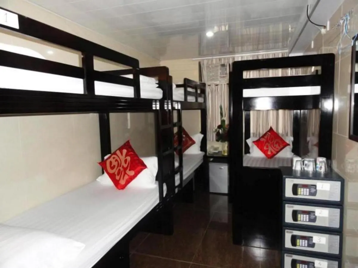 Davao Hostel Block D Reception 10Th Floor Hong Kong